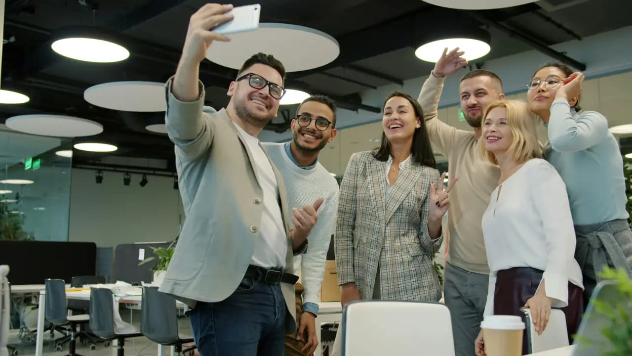 SaaS SEO team presenting growth strategy
